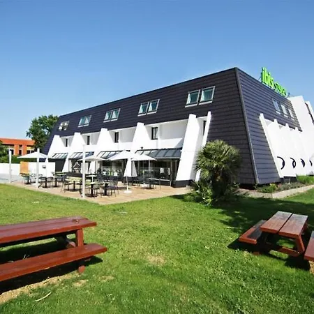 ホテル Ibis Styles Toulouse ラベージュ